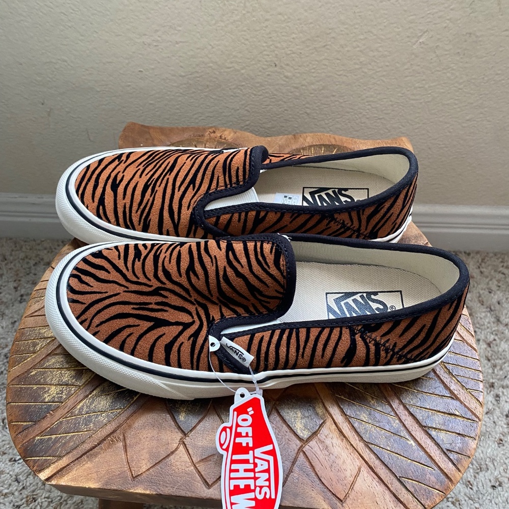 Vans Animal Stripes Slip Ons - Picture 3 of 8